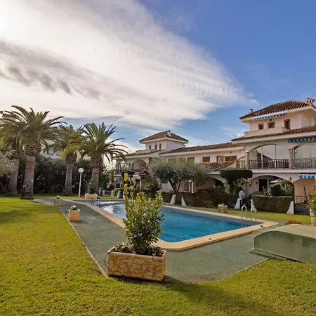 Luxury Bajo Frente A La Piscina *