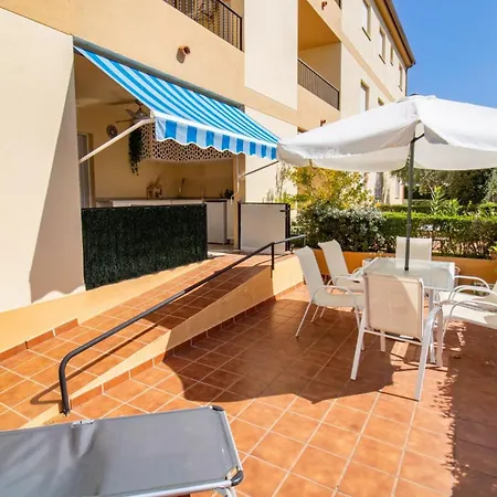 Luxury Bajo Frente A La Piscina